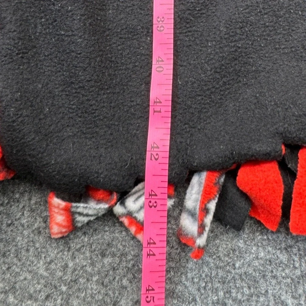 Louisville Cardinals NCAA Fleece Tie Blanket Red Black OS Gameday Tailgate Fan